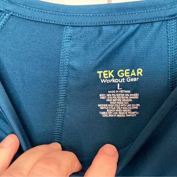 NWOT TekGear teal long sleeve athletic top. - Picture 3 of 3